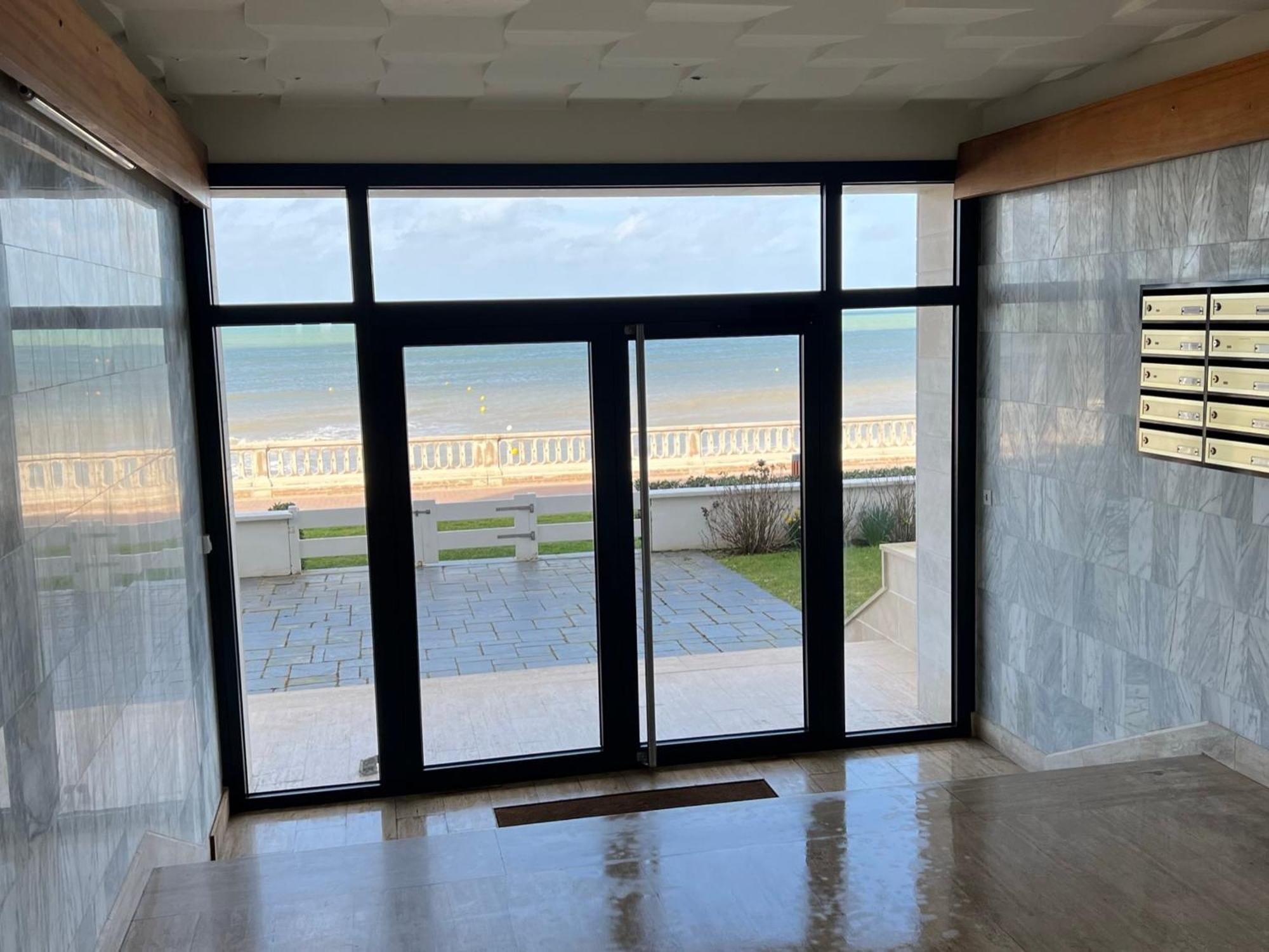 Studio Central A Cabourg Avec Balcon, Wifi Gratuit & Parking - Fr-1-487-372 Екстер'єр фото