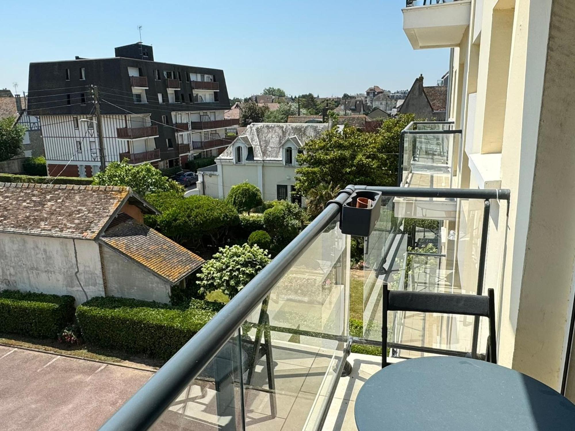Studio Central A Cabourg Avec Balcon, Wifi Gratuit & Parking - Fr-1-487-372 Екстер'єр фото